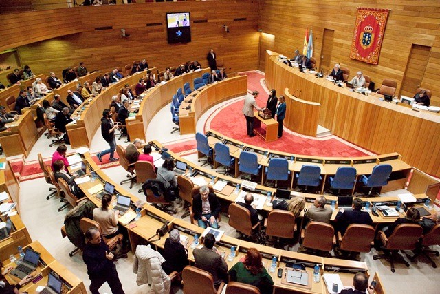 Ambrosio Oróns toma posesión como deputado do Parlamento de Galicia